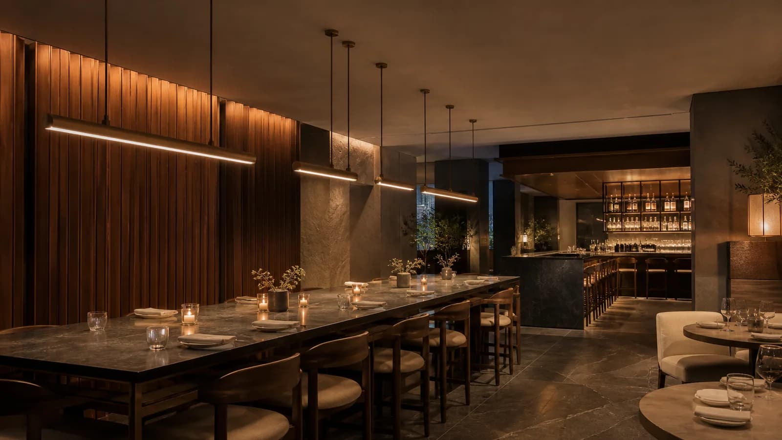 Restaurant & Bar. Custom linear pendant system · Bronze · 2700K